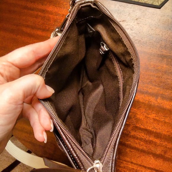 Coach Chocolate Brown Canvas Crossbody NWOT - Picture 4 of 7